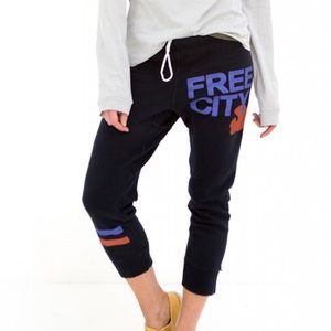 Free city sweatpants